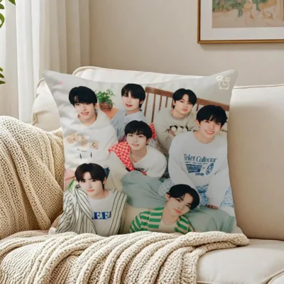 Heeseung Dark Blood Elegant Throw Pillow