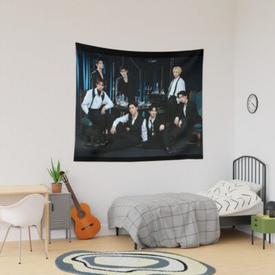 Museum 2024 En Kpop Tapestry